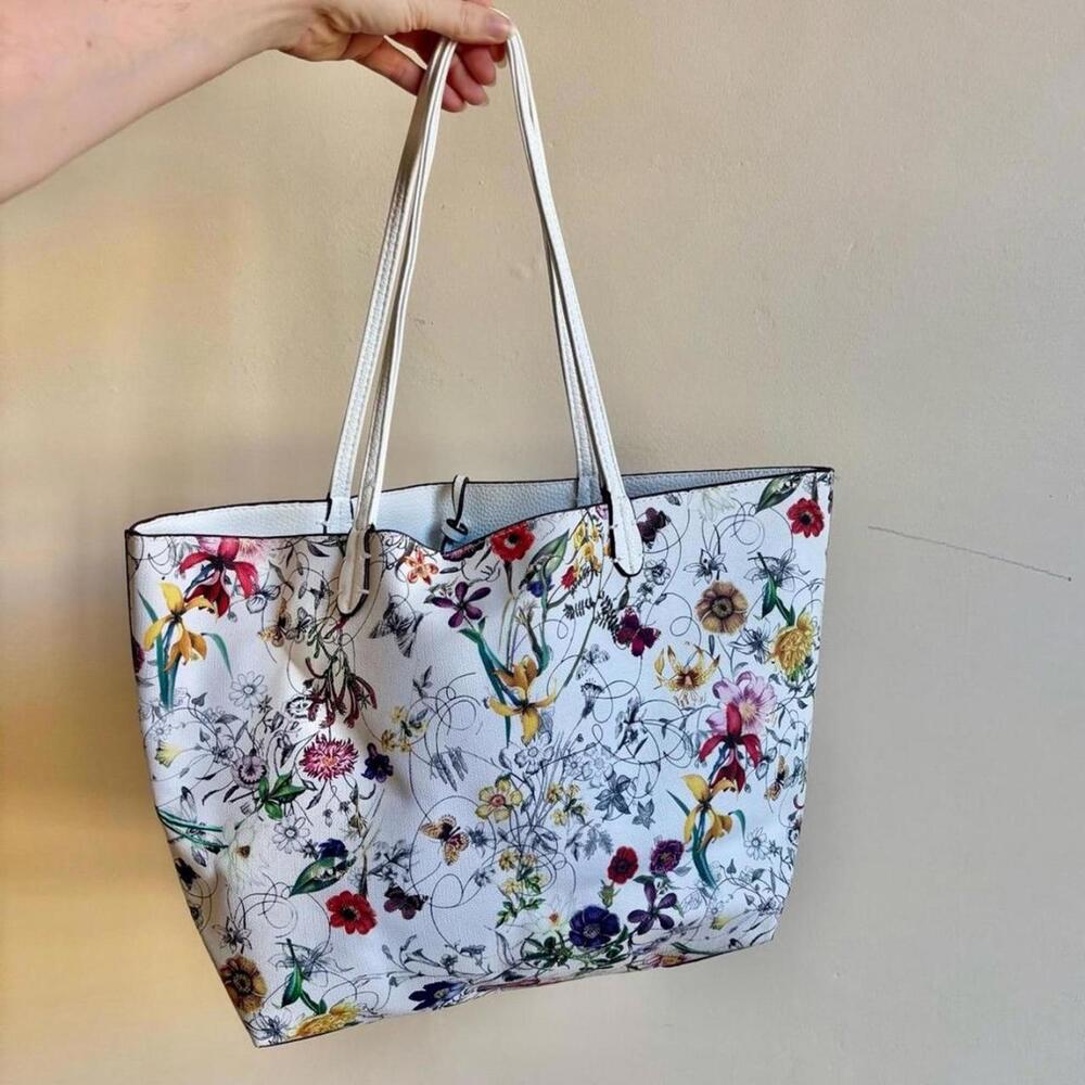 Beautiful White Faux Leather Botanical Floral Tote